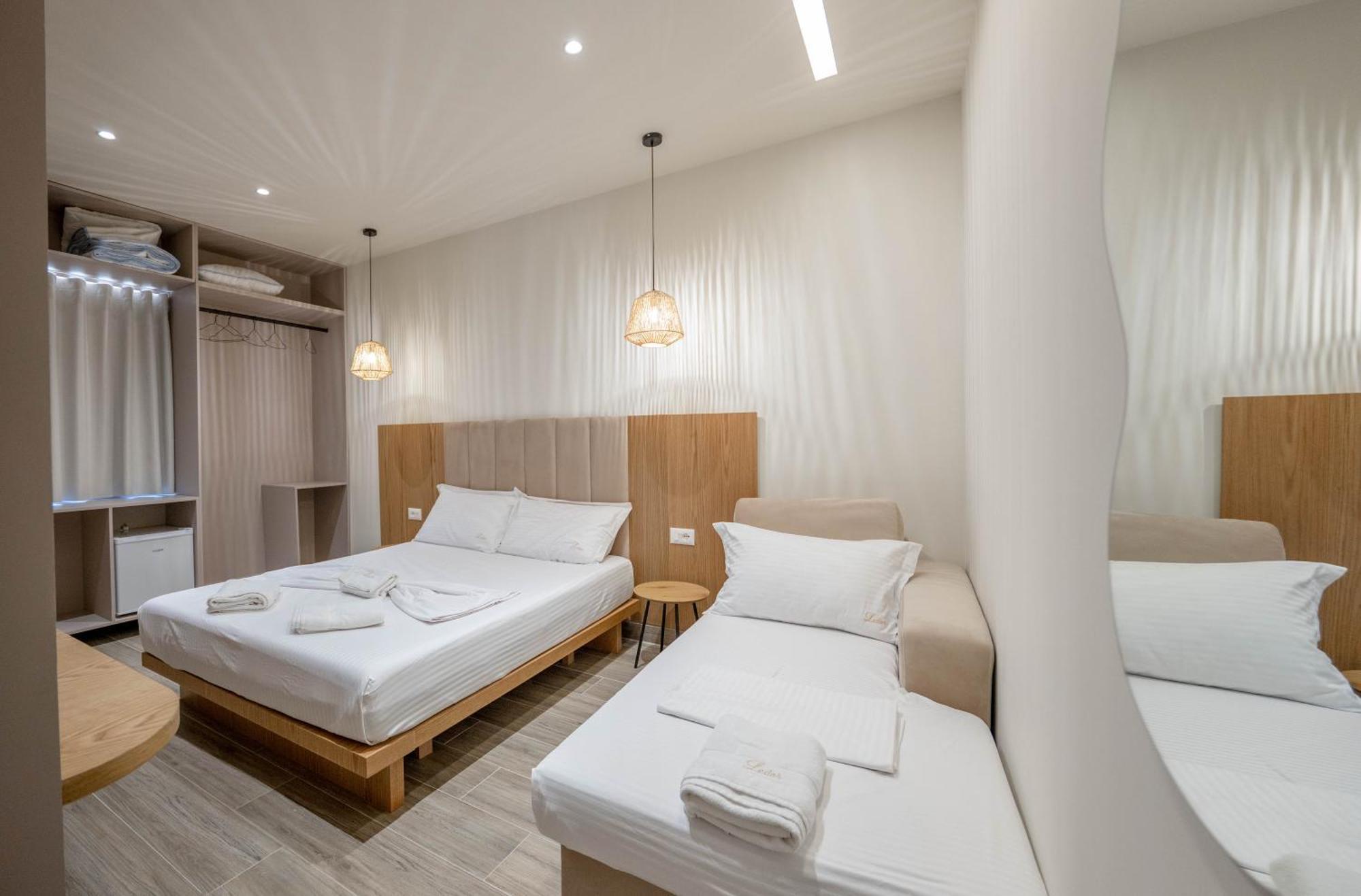 Mari Al Deluxe 4* Sarandë