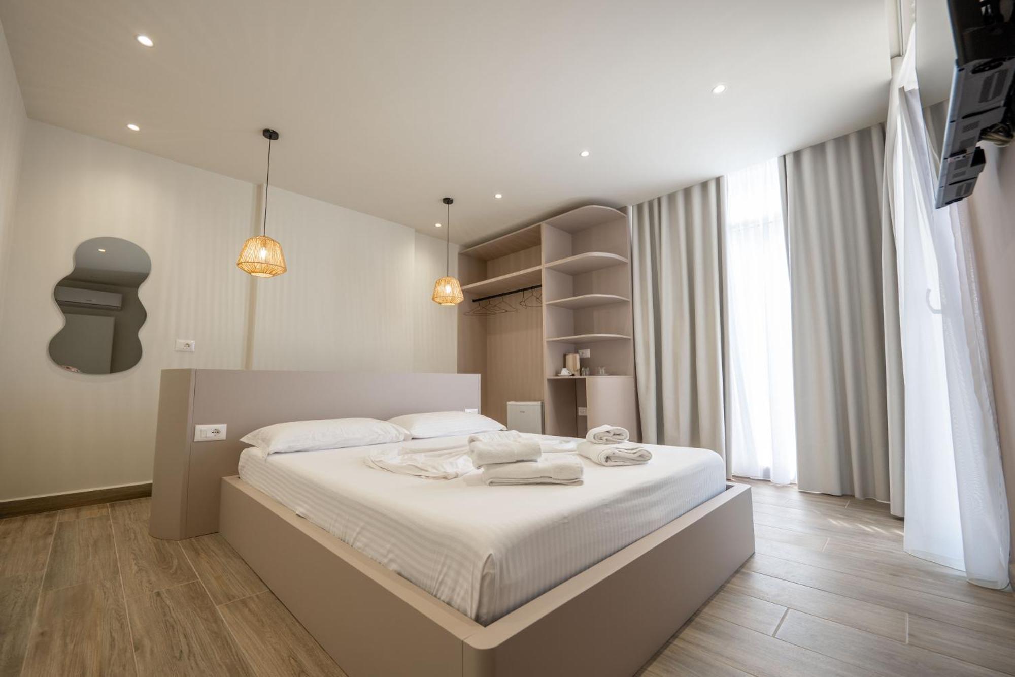 Hotel Mari Al Deluxe 4*