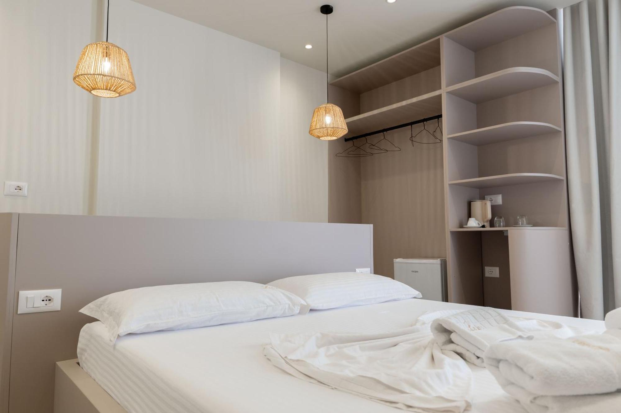 Hotel Mari Al Deluxe 4*