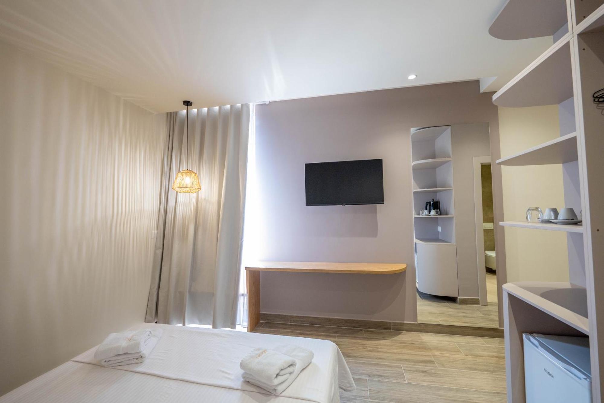 Mari Al Deluxe Hotel