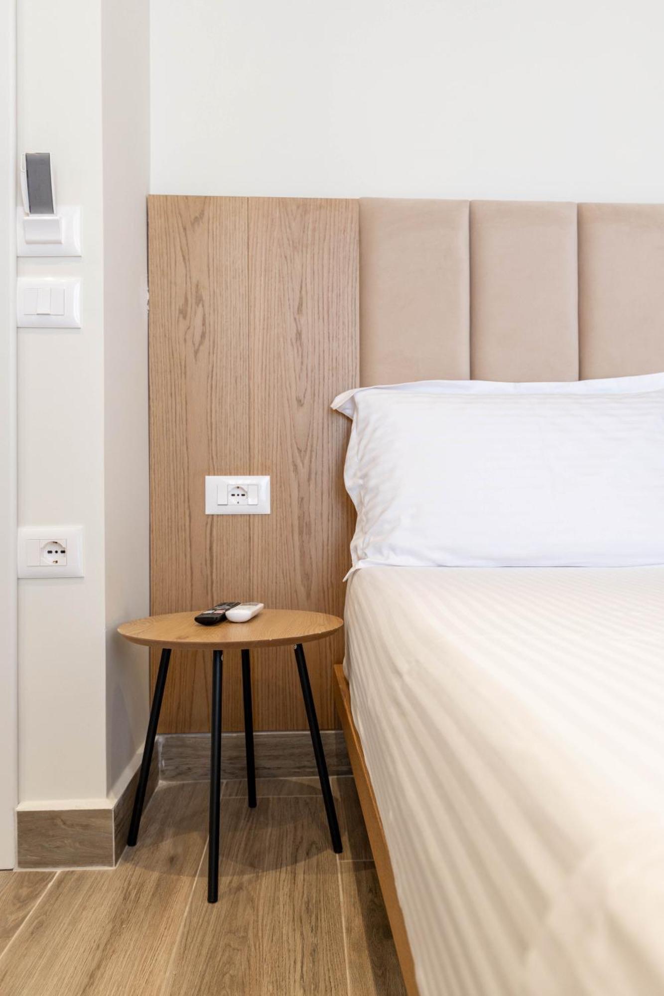 Mari Al Deluxe Hotel Sarandë