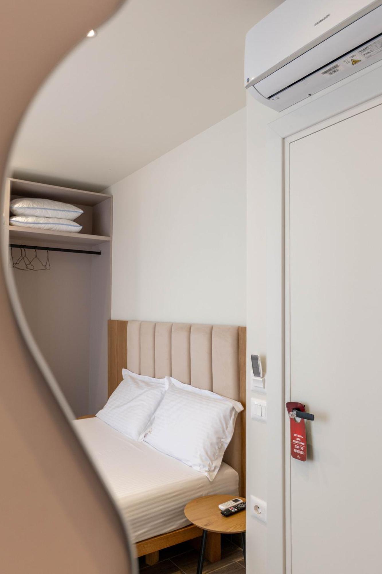 Mari Al Deluxe Sarandë