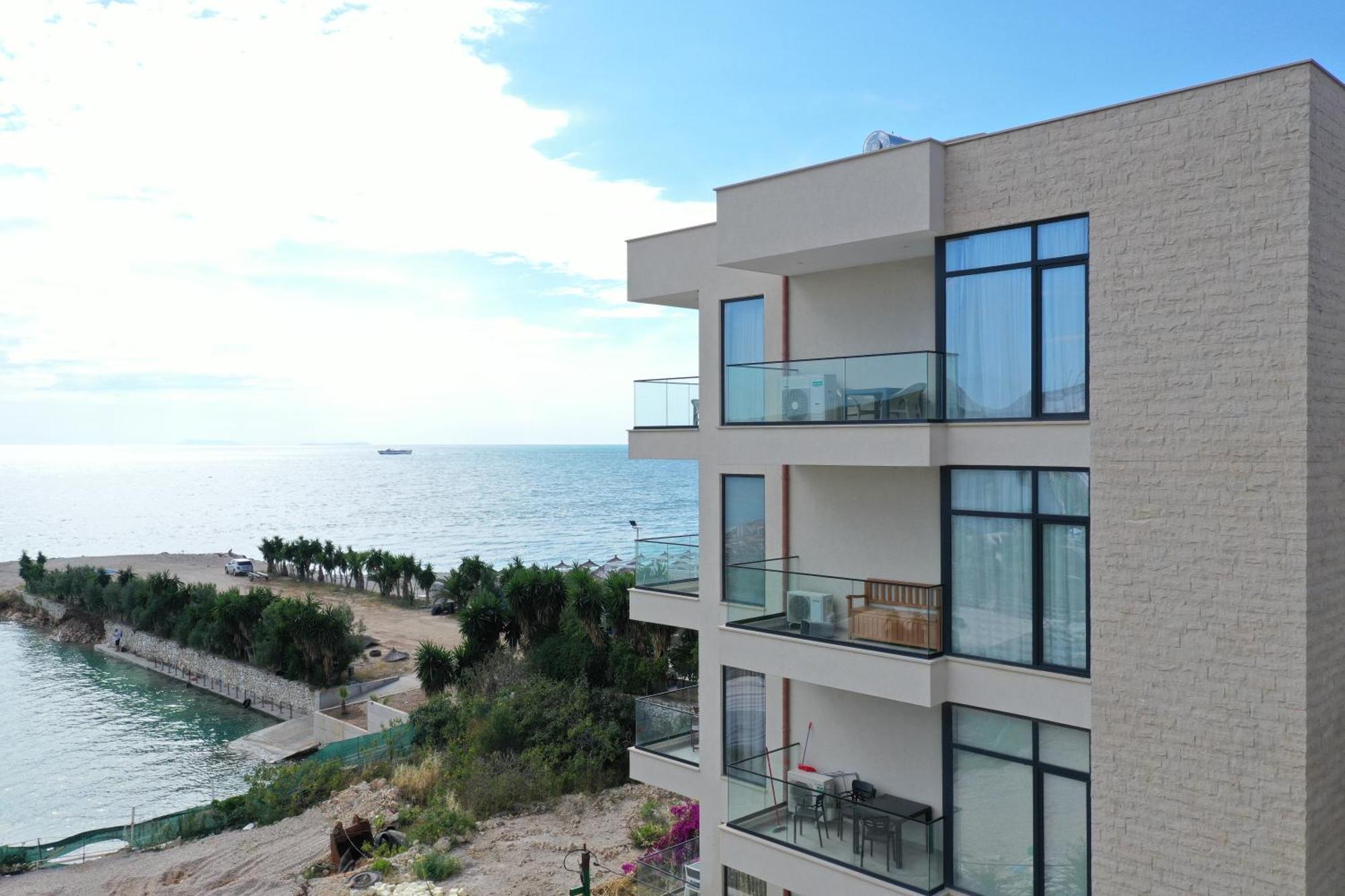 Mari Al Deluxe 4* Sarandë