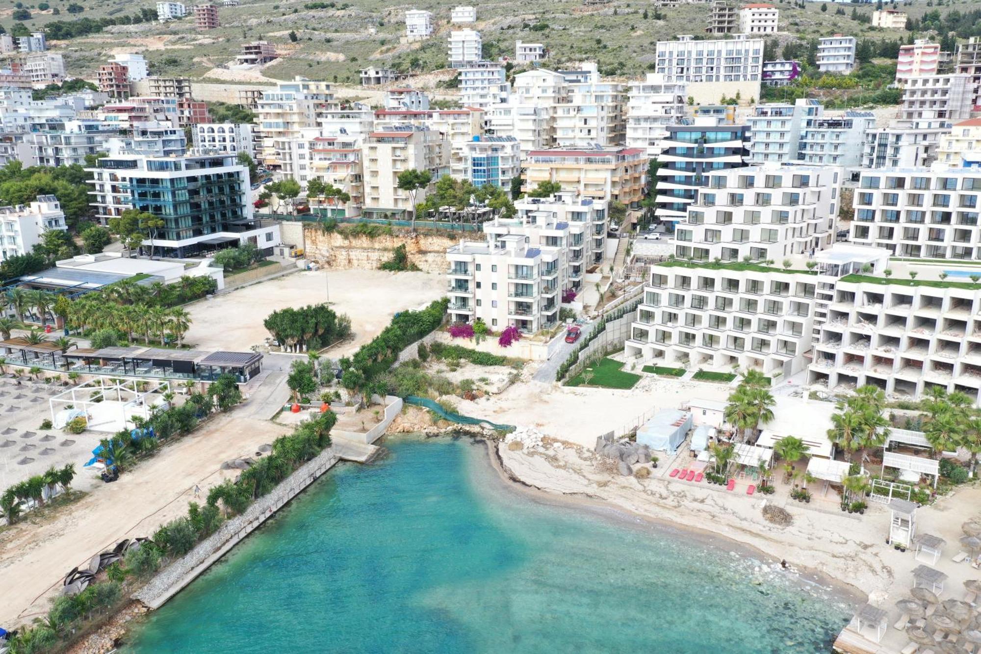 Mari Al Deluxe Hotel Sarandë